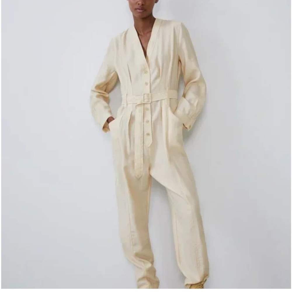 Zara Beige Cream Yellowish Long Sleeve Belted Jumpsuit Size Small